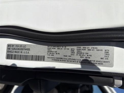 New 2025 Jeep Grand Cherokee Limited image 33