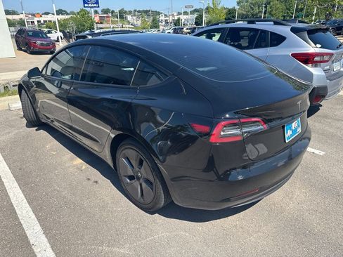 Used 2023 Tesla Model 3 Standard Range RWD image 3