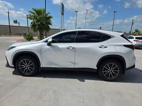 Used 2025 Lexus NX 250 FWD w/ Accessory Package (2T) image 4