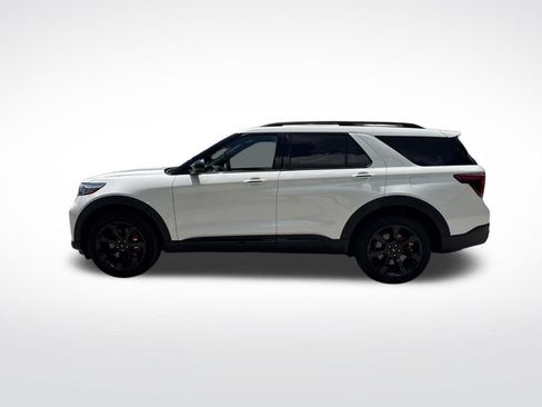 Used 2024 Ford Explorer ST w/ Equipment Group 401A AWD/4WD image 8