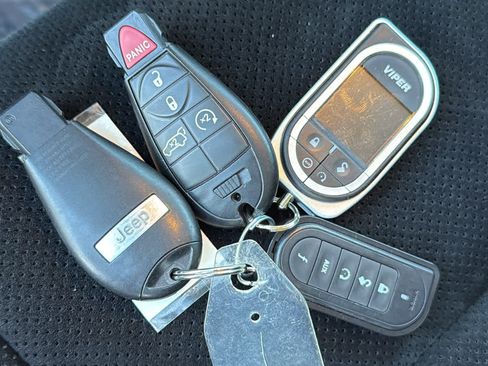 Used 2013 Jeep Grand Cherokee SRT8 image 29