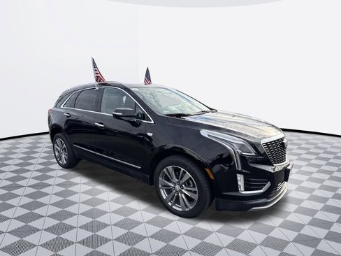 Certified 2025 Cadillac XT5 Premium Luxury image 5