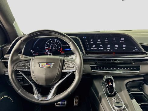 Used 2023 Cadillac Escalade V AWD/4WD image 17