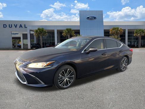 Used 2023 Lexus ES 350 w/ Premium Package image 8