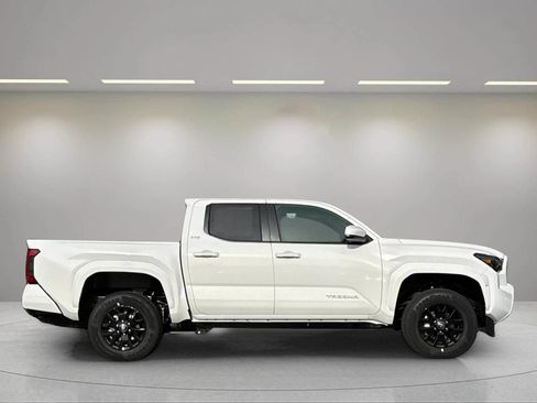 New 2026 Toyota Tacoma SR5 RWD image 2