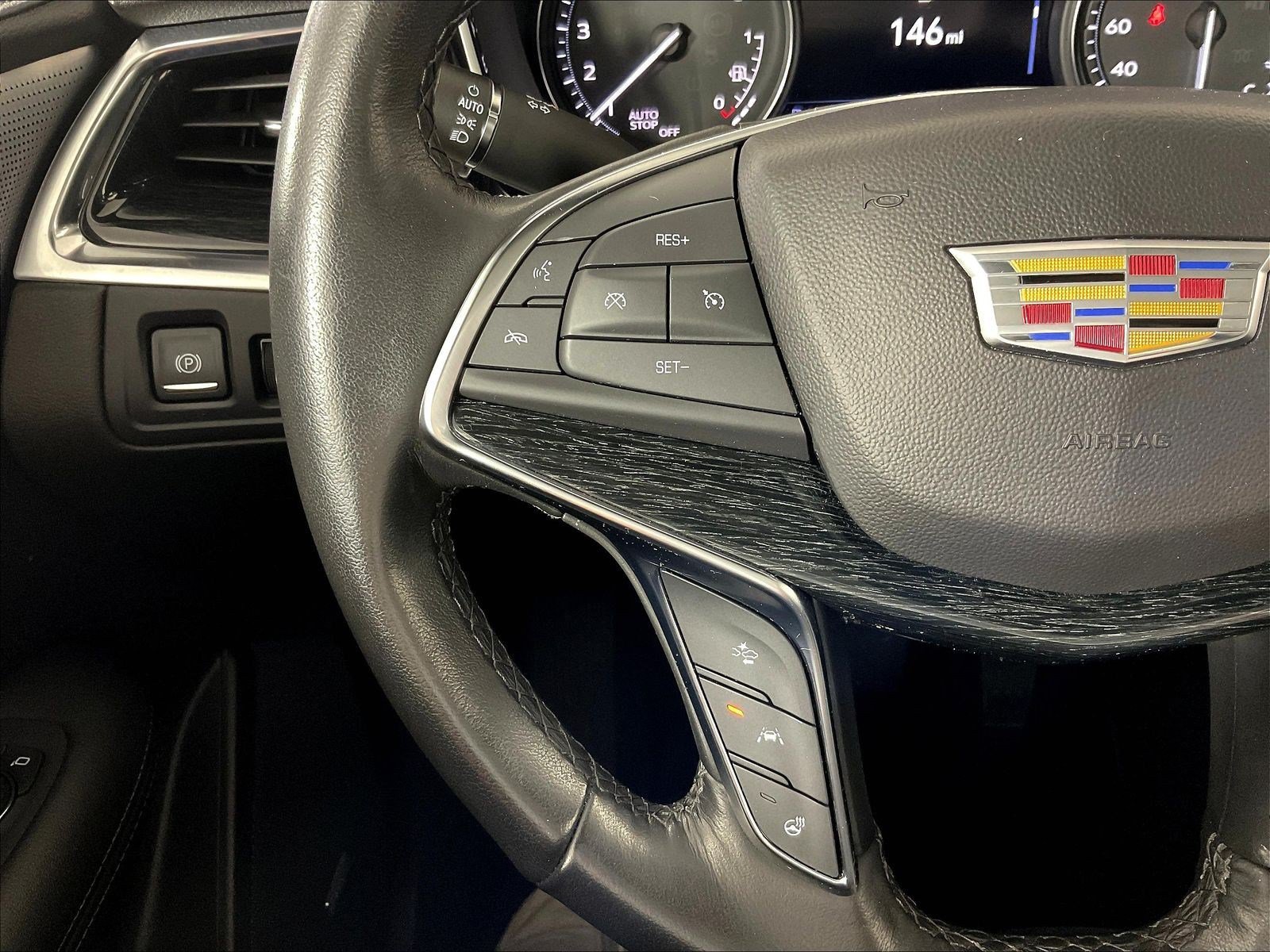 Used 2023 Cadillac XT5 Premium Luxury w/ Technology Package AWD/4WD image 11