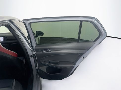 Used 2022 Volkswagen GTI SE FWD image 31