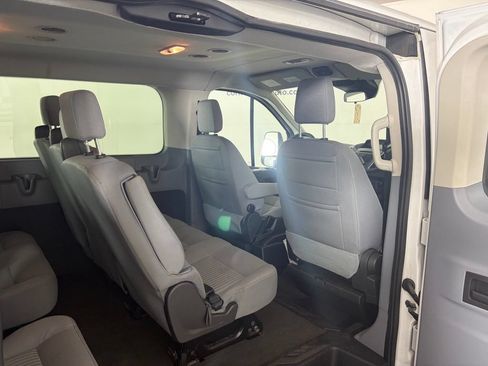 Used 2018 Ford Transit 350 XLT RWD image 12