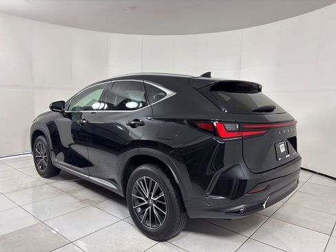 Used 2024 Lexus NX 250 FWD image 3
