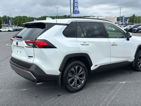 Used 2025 Toyota RAV4 Limited w/ Advanced Technology Package AWD/4WD image 5