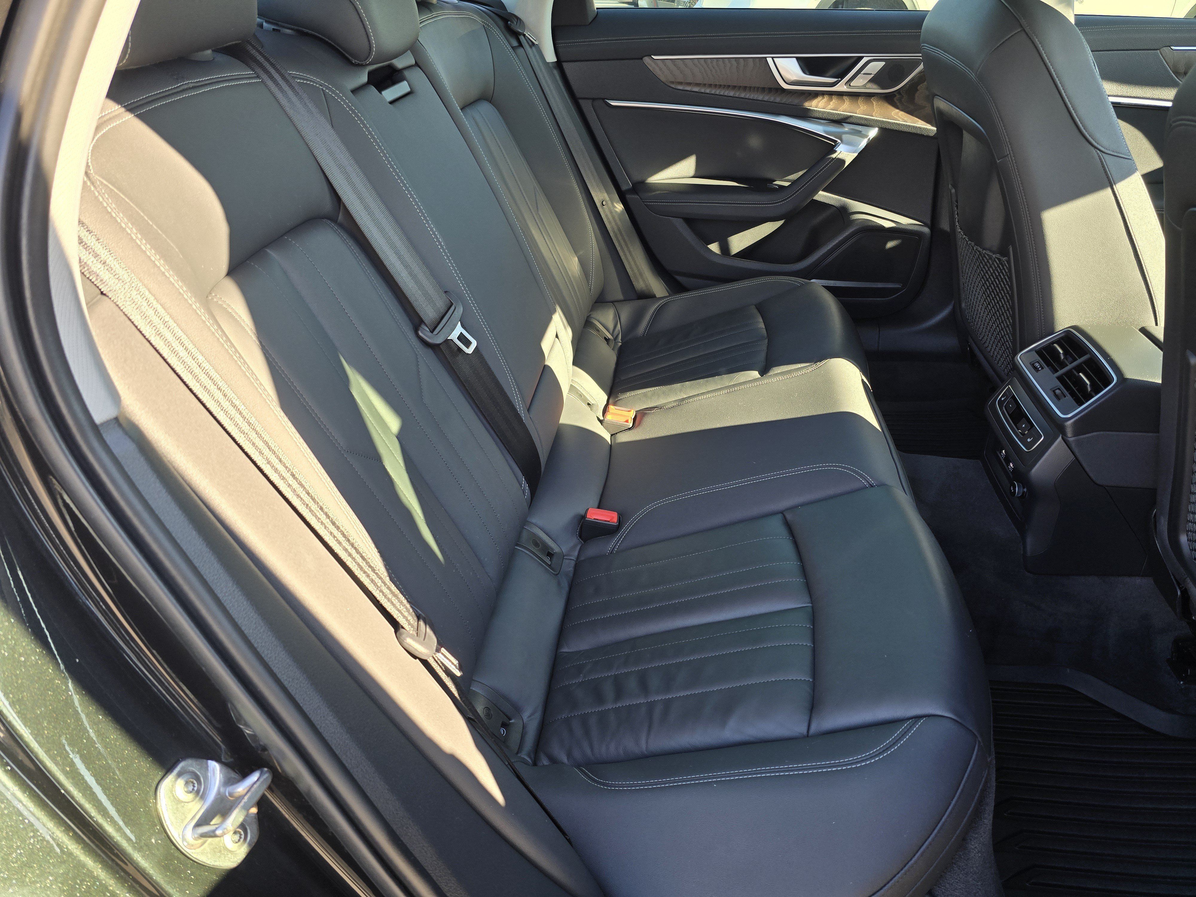 Used 2019 Audi A6 3.0T Premium Plus w/ Premium Plus Package AWD/4WD image 18