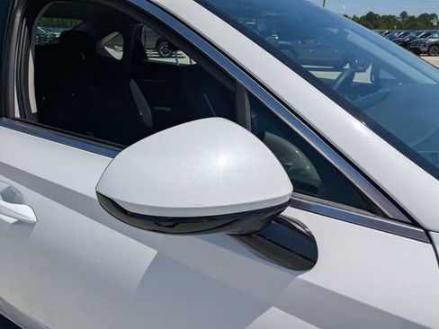 Used 2025 Hyundai Sonata SEL FWD image 11