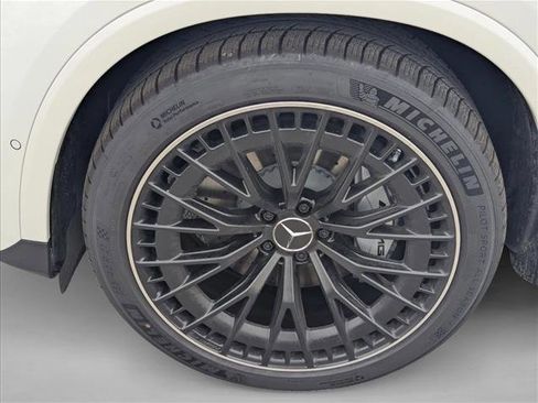 New 2026 Mercedes-Benz GLC 43 AMG 4MATIC Coupe image 9