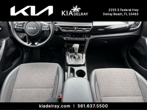 Used 2025 Kia Seltos X-Line AWD/4WD image 11
