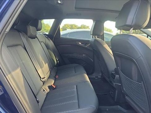 Used 2023 Audi Q4 e-tron Premium Plus w/ Premium Plus AWD/4WD image 9