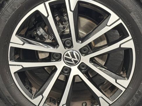 Used 2023 Volkswagen Jetta Sport image 5