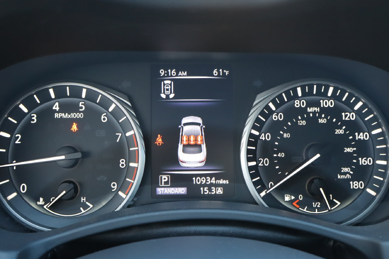 Used 2024 INFINITI Q50 Luxe w/ Cargo Package RWD image 11