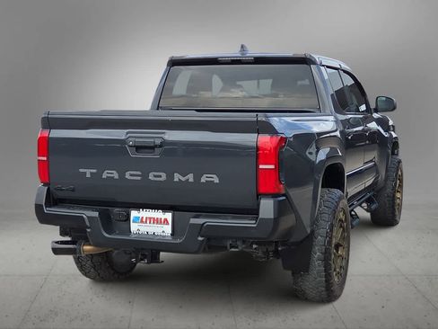 Used 2024 Toyota Tacoma SR image 7