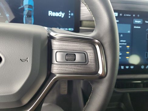 Used 2025 Rivian R1T Adventure image 22