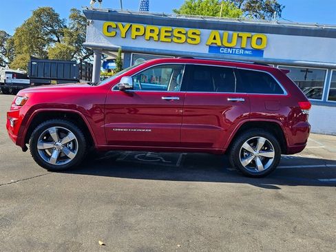 Used 2014 Jeep Grand Cherokee Overland w/ Advanced Technology Group AWD/4WD image 2