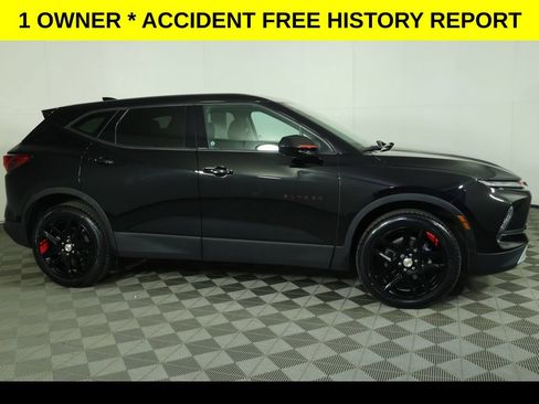 Used 2023 Chevrolet Blazer LT AWD/4WD image 2