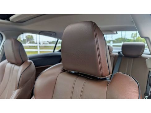 Used 2020 Acura ILX w/ Premium Package image 16