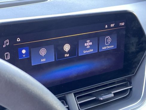 Used 2024 Chevrolet Trax LT image 36