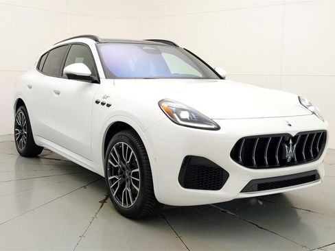 Used 2024 Maserati Grecale GT image 1