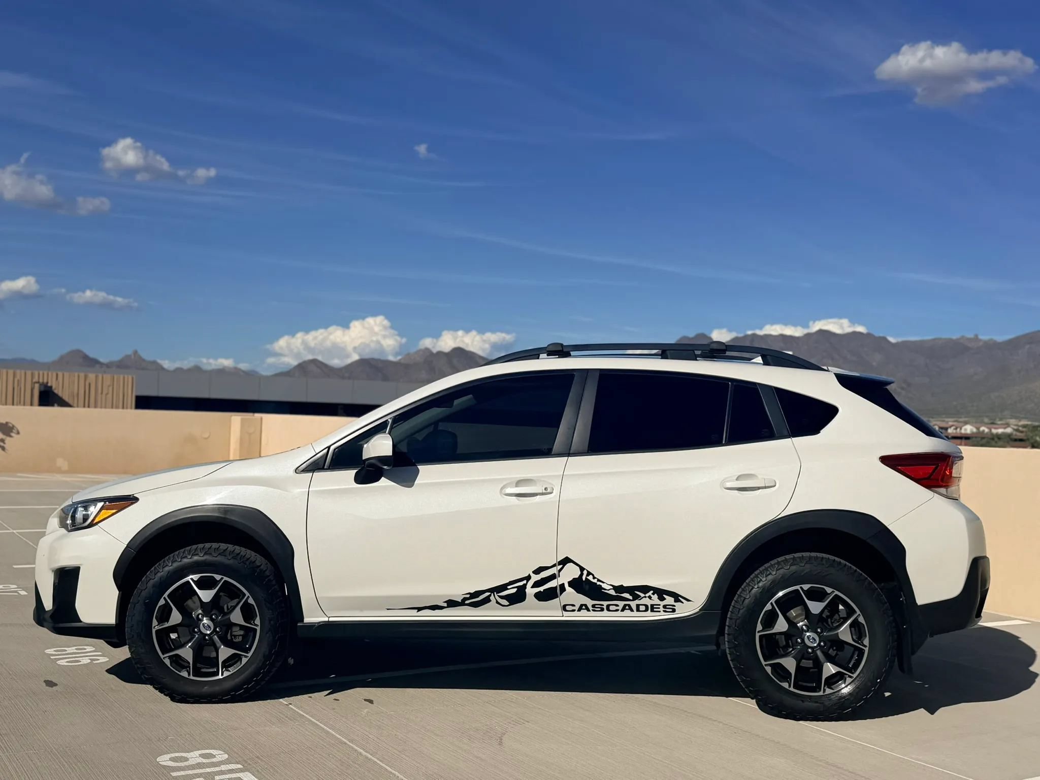 Used 2018 Subaru Crosstrek 2.0i Premium w/ Popular Package #2 AWD/4WD image 3