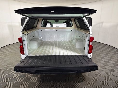 Used 2023 Chevrolet Silverado 1500 LT AWD/4WD image 22