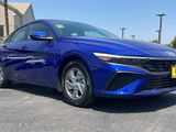 Certified 2025 Hyundai Elantra SE image 5