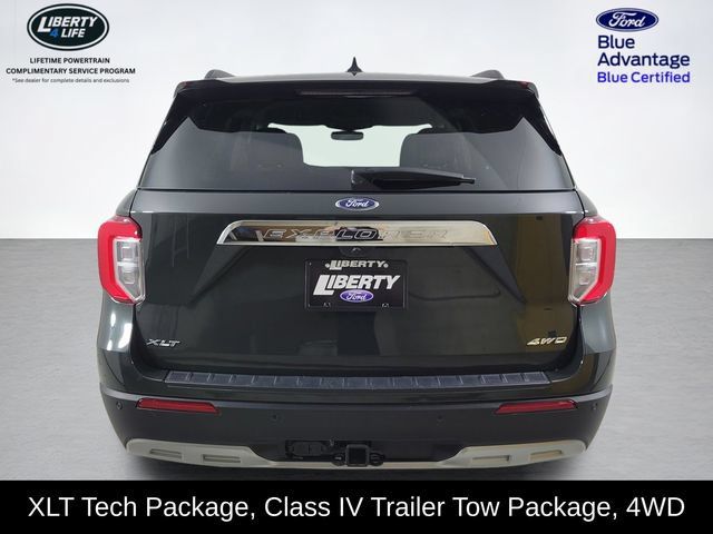 Certified 2024 Ford Explorer XLT w/ Equipment Group 202A AWD/4WD image 4