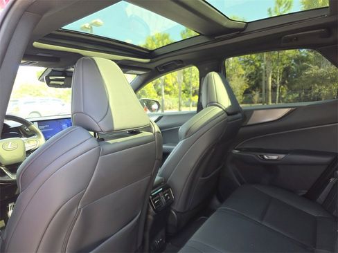 Used 2022 Lexus NX 350 F Sport image 23