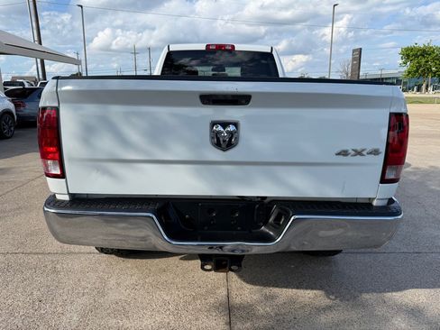 Used 2013 RAM 2500 Tradesman w/ Chrome Appearance Group image 6