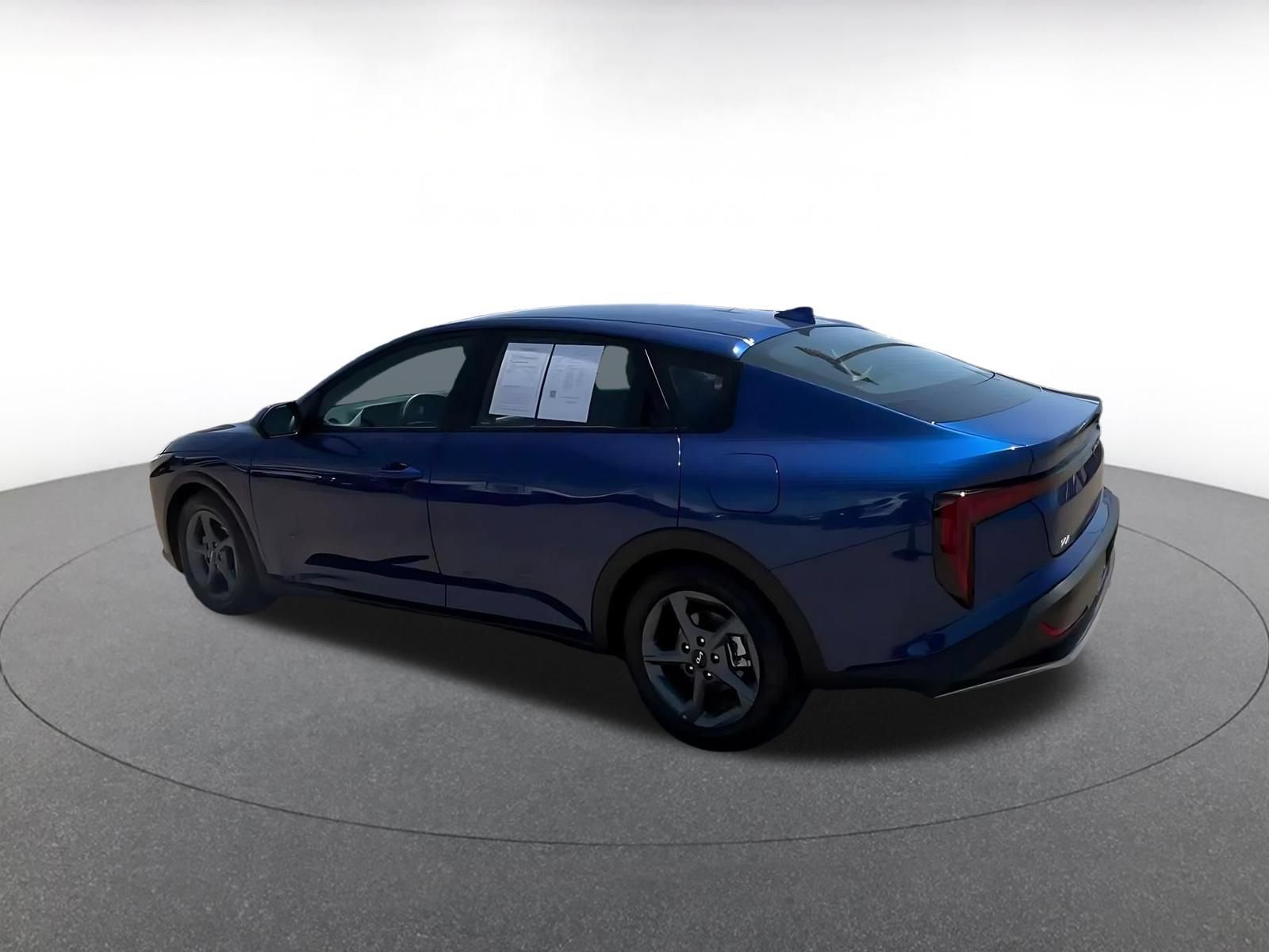 Used 2026 Kia K4 FWD image 9