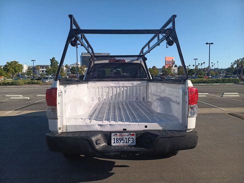 Used 2011 Toyota Tundra 2WD Regular Cab Long Bed image 7