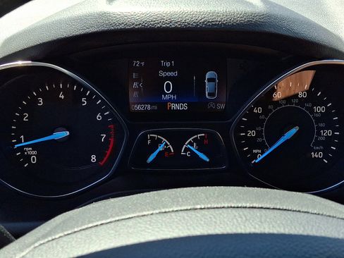 Used 2018 Ford Escape SE w/ SE Sync 3 Package AWD/4WD image 23