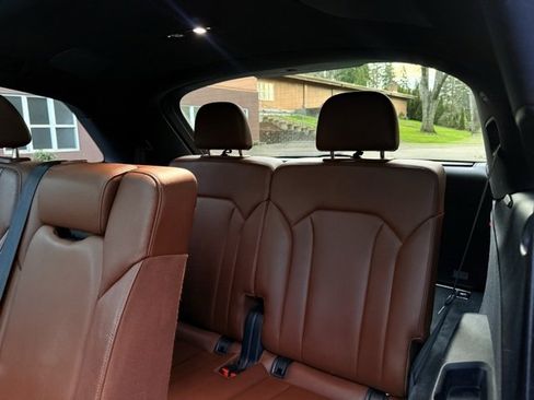 Used 2019 Audi Q7 3.0T Premium Plus w/ Premium Plus Package image 27