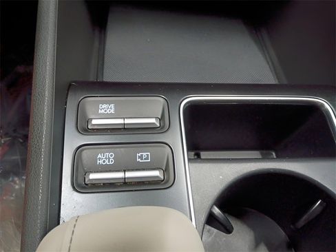 Certified 2025 Hyundai Sonata SEL image 16