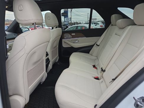 Used 2025 Mercedes-Benz GLE 450 4MATIC image 21