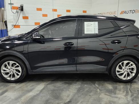 Used 2023 Chevrolet Bolt EUV LT w/ Driver Confidence Package image 12