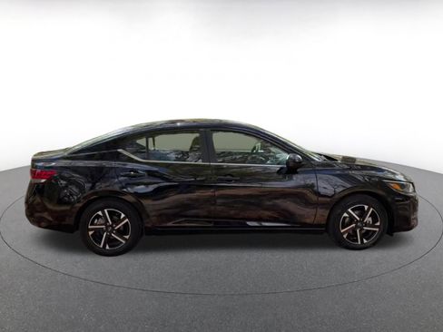 Used 2025 Nissan Sentra SV image 16