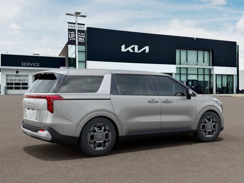New 2026 Kia Carnival EX FWD image 7