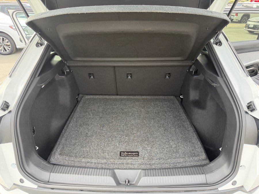 Used 2023 Volkswagen ID.4 Pro RWD image 43
