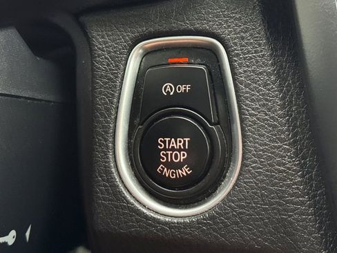 Used 2016 BMW M4 Convertible image 24