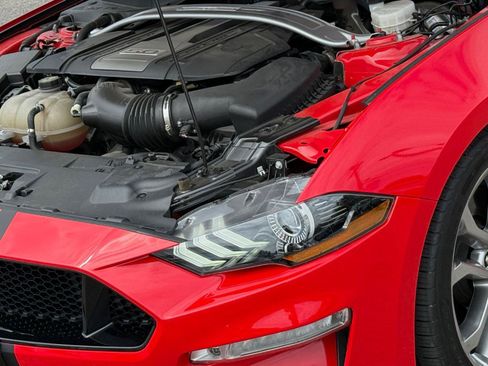 Used 2019 Ford Mustang GT Premium w/ Equipment Group 401A RWD image 29