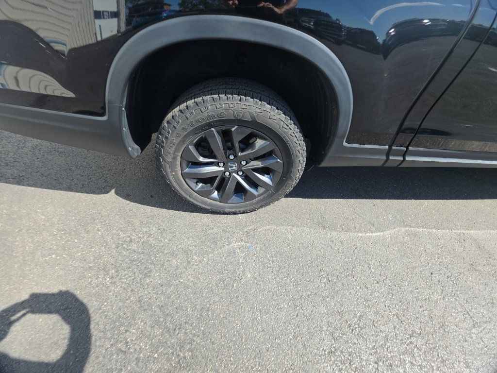 Certified 2023 Honda Ridgeline Sport image 12