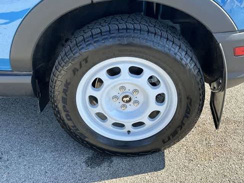 Used 2023 Ford Bronco Sport Heritage Limited image 5