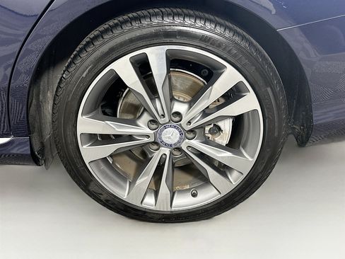 Used 2016 Mercedes-Benz C 300 Sedan image 11