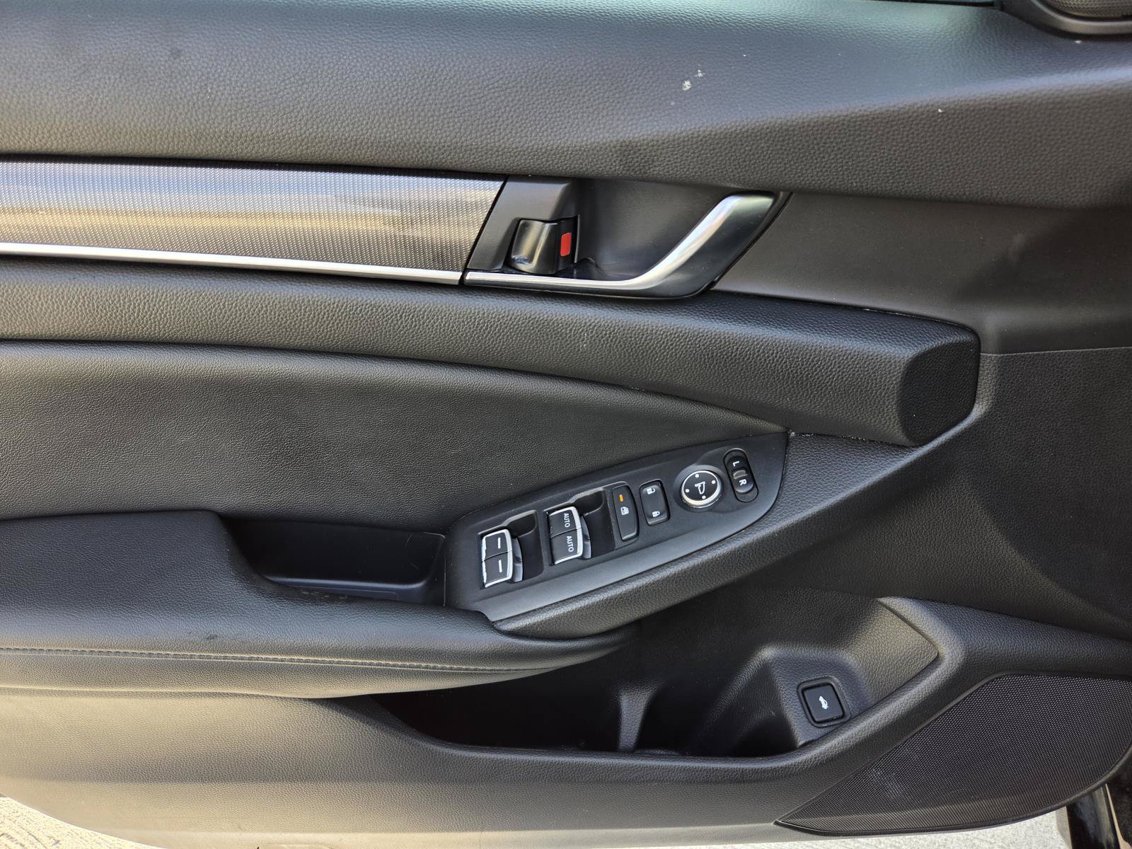 Used 2021 Honda Accord Sport Special Edition image 14